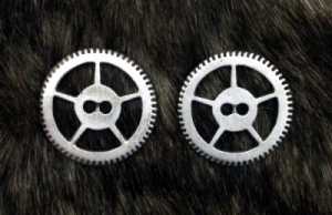 Steampunk Gear Buttons in fine Pewter