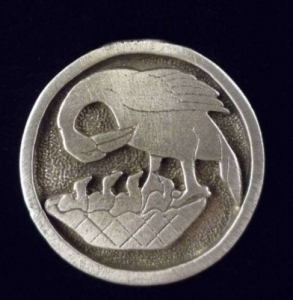 Pelican in her Piety Pin
