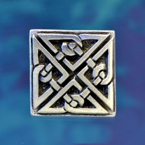 Celtic Square Knot Button 7/8 Inch (22 mm) Fine Pewter