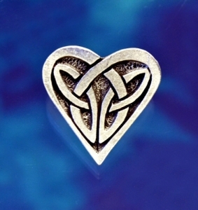 Celtic Heart Shank Button 3/4 Inch (19 mm) Fine Pewter