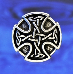 Celtic Cross Trinity Knot Shank Button 7/8 Inch (22 mm) Fine Pewter