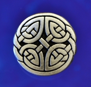 Celtic Eternal Knot Shank Button 13/16 Inch (21 mm)