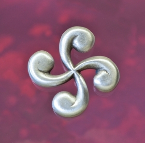 Lauburu Brooch Brooch Pin in Fine Pewter 