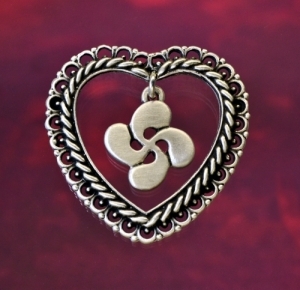 Lauburu Heart Brooch Pin