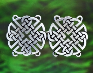 Celtic Knot Cloak Clasp