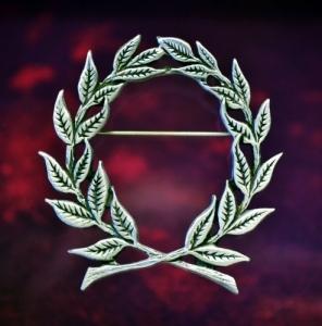 Pewter Laurel Wreath Brooch