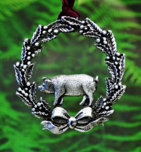 Christmas Wreath with Pig Ornament