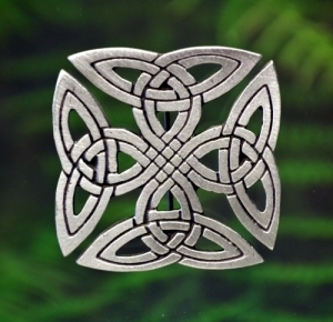 Celtic Knot Pin