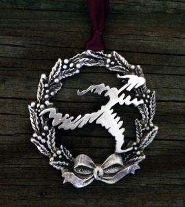 Christmas Wreath with Runner Ornament