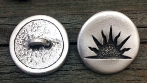 Demi-Sun Shank Button 7/8 Inch (22 mm)