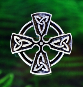 Celtic Cross Trinity Knot Brooch Fine Pewter