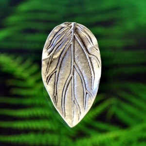 Elf or Fairy Leaf Shank Button 3/4 Inch (19 mm)