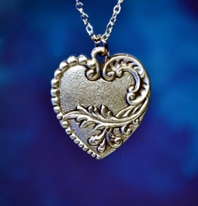 Victorian Heart Necklace 