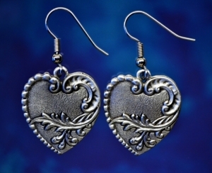  Victorian Heart Earrings 
