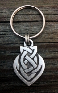 Celtic Brothers Knot Pewter Keychain