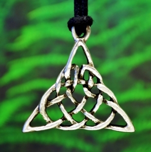 Triangular Celtic Knot Pewter Pendant 