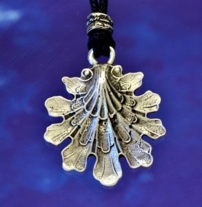 Escallop Sea Shell Pendant