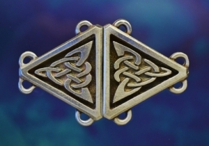 Celtic Triangular Cloak Clasp