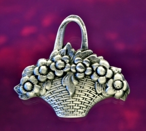 Flower Basket Pin